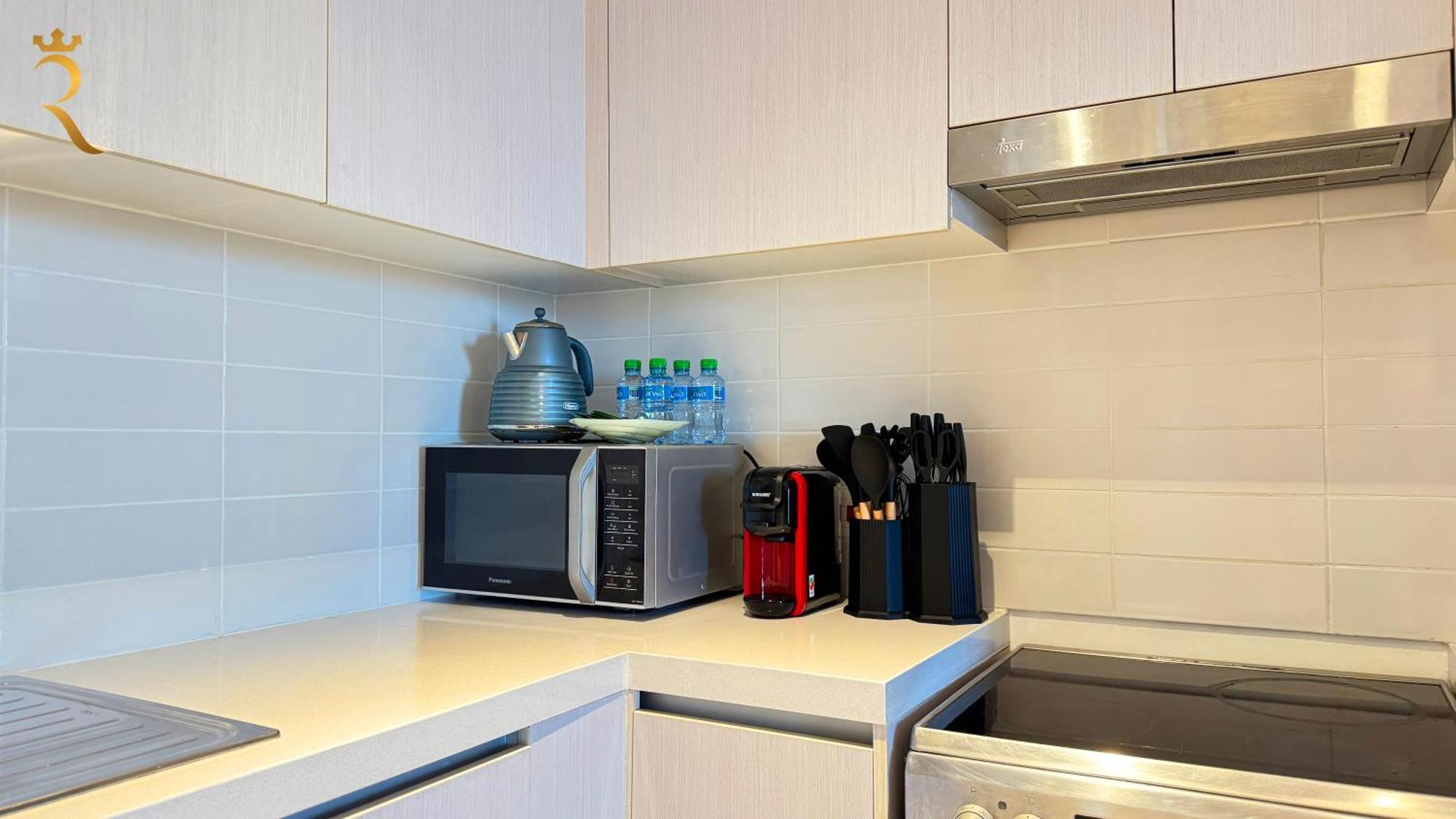 Yas Island Bliss 1br With Ferrari World Views * Abu Dhabi
